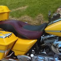 Motorcycle seat with custom two-tone stitching